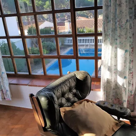 Elegante L' Escala