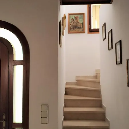 Villa Elegante
